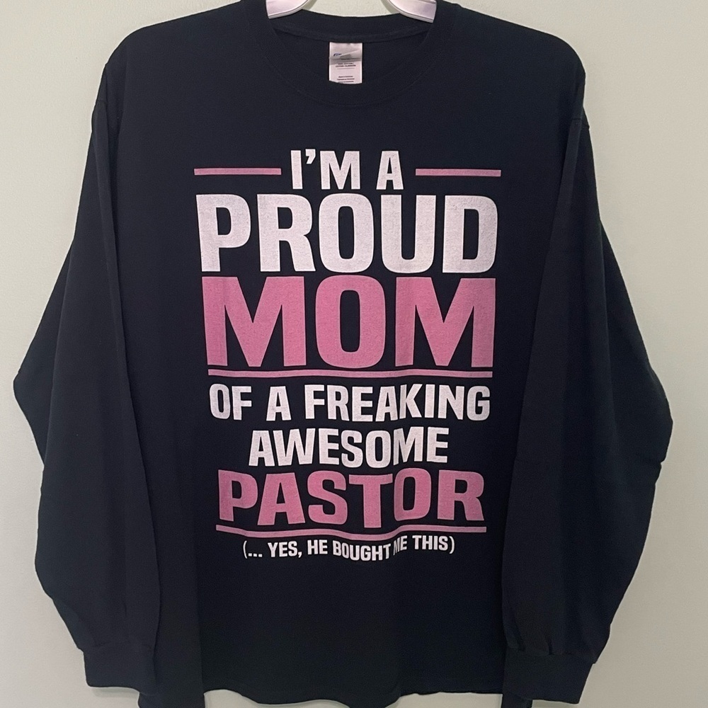 Long sleeve t-shirt w/ saying on front very comfortable, great condition size XL